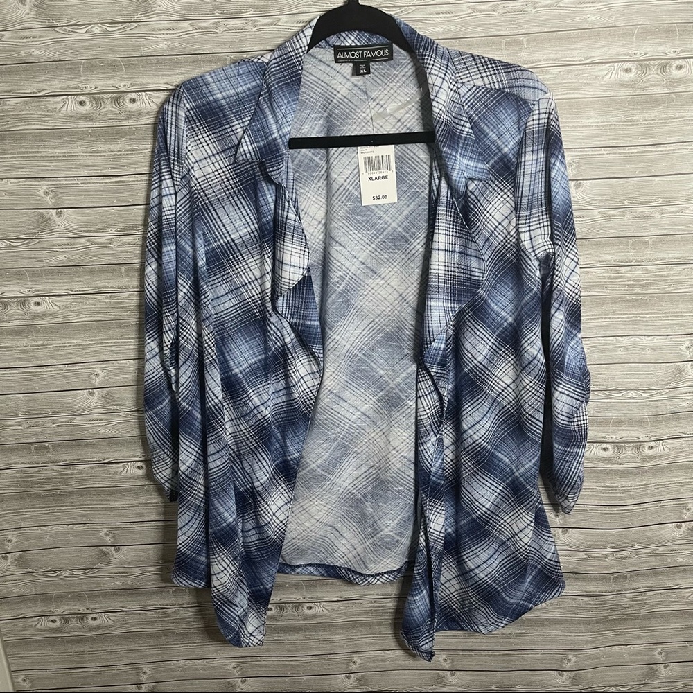 🐝 NWT Blue Plaid Waterfall Open Cardigan